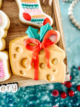 Load image into Gallery viewer, Merry Mouse-mas Cookie Class