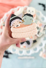 Load image into Gallery viewer, Ghoul Pool Party Cookie Class