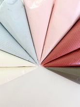 Load image into Gallery viewer, "You Drive Me Crazy" Online Valentine's Class