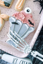 Load image into Gallery viewer, Halloween “I Scream” Online Cookie Class