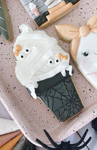 Load image into Gallery viewer, Halloween “I Scream” Online Cookie Class
