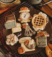 Load image into Gallery viewer, "Baking Memories" Fall Class (Advanced)