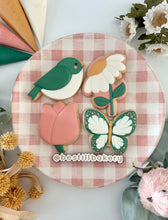 Load image into Gallery viewer, Spring is in the Air (in person) Cookie Decorating Class
