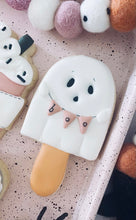Load image into Gallery viewer, Halloween “I Scream” Online Cookie Class
